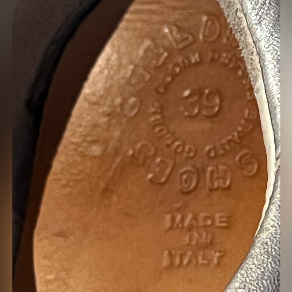 🔥🔥 Golden Goose Superstar 🔥🔥 Silver Metallic Leather Sneaker w/ White Star - Picture 6 of 7